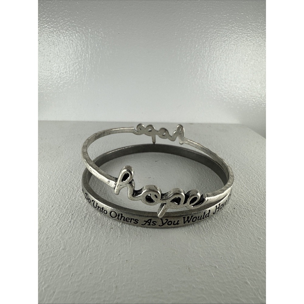 Do Unto Other As You Would Have Them Do Unto You Bracelet Silver Tone‎ Clamper.